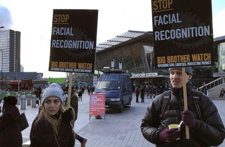 Detroit police challenged over face recognition flaws, bias