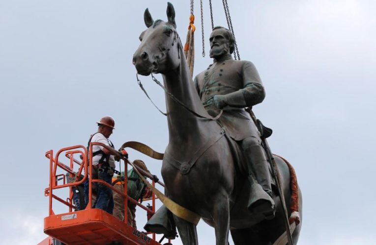 Richmond mayor invokes emergency powers to remove Confederate statues from city