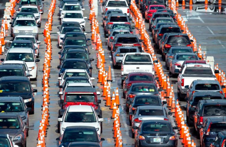 Analysis: Trump’s team dodges virus blame while jobless benefit cuts loom