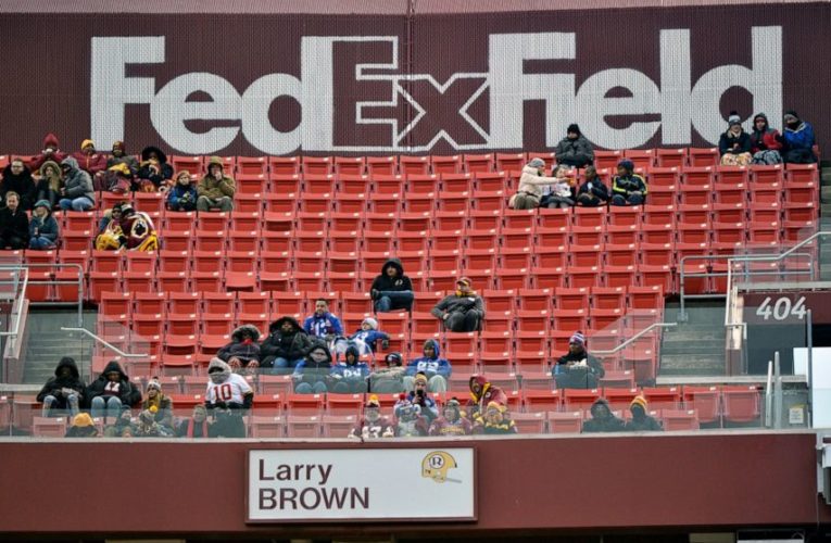 Sponsor FedEx asks Redskins to change their name