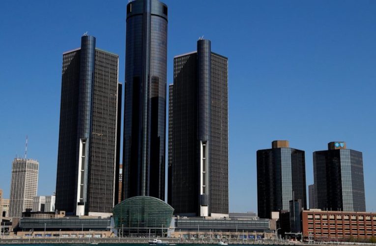 Plant closings send GM to 2Q loss, but signs of improvement