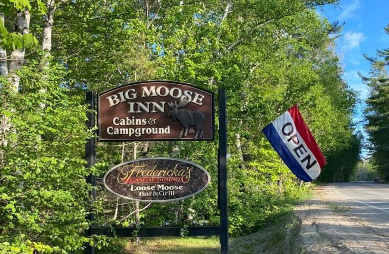 Virus outbreak linked to wedding reception in Maine