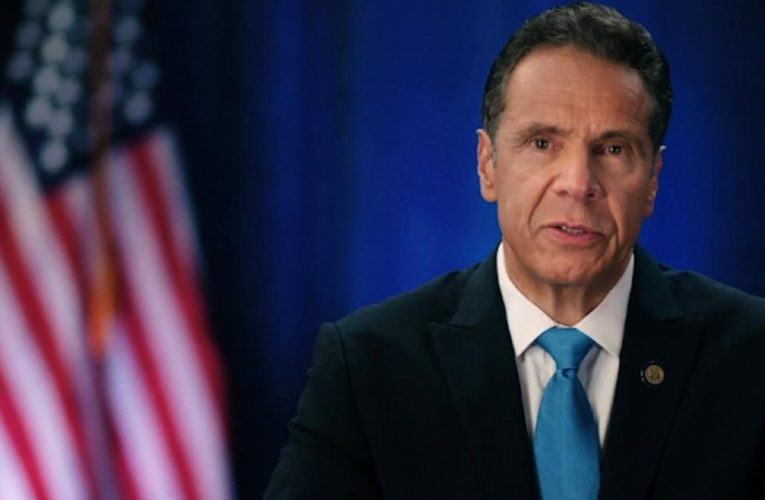 The country is still unprepared six months into the pandemic, the New York governor says, slamming the ‘incompetent’ government