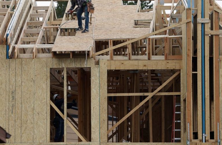 US home construction surges 22.6%, third monthly increase