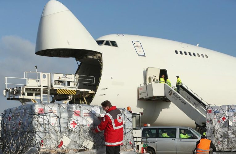 8,000 cargo jets needed to transport vaccines