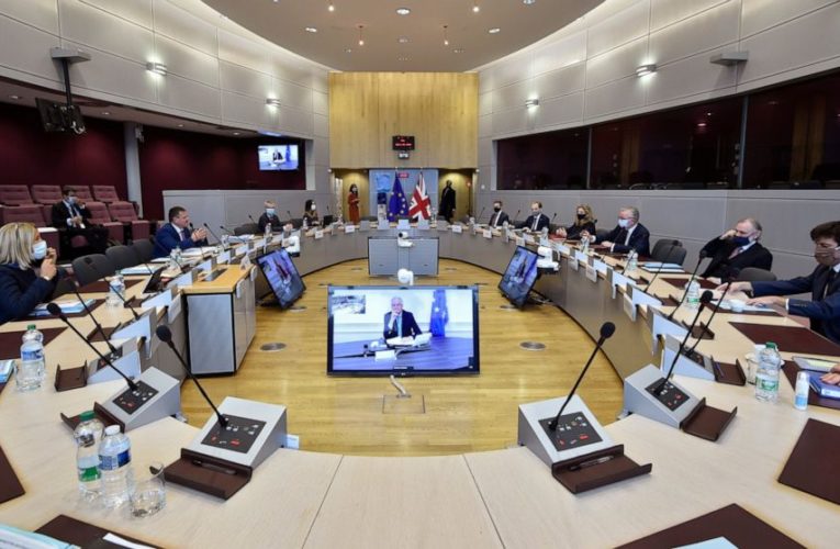 Key week in EU-UK talks kick off with confidence low