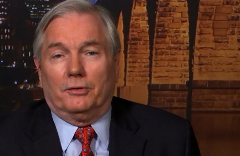 Infectious disease expert issues stark warning about US