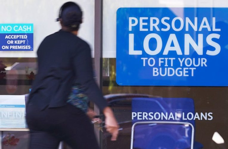 US consumer borrowing fell by $7.2 billion in August