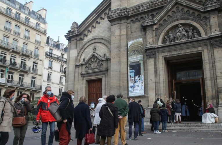 Court orders France to rethink 30-person limit on worship