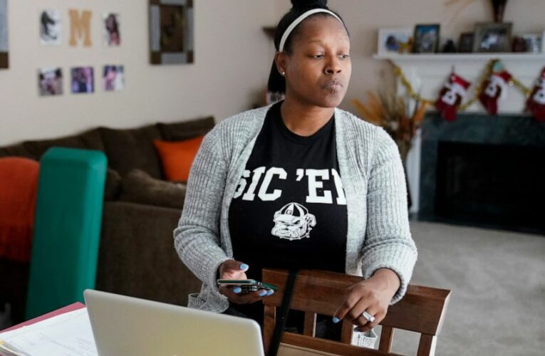 ‘We are struggling’: A bleak Christmas for America’s jobless