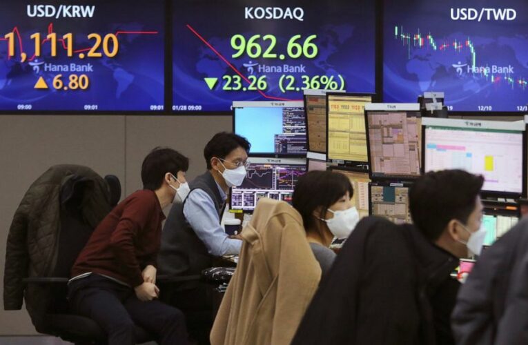 Major indexes regain lost ground; GameStop, AMC swing wildly