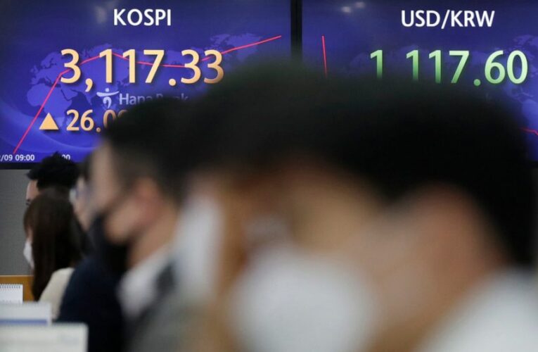 Stocks end mixed, ending a 6-day winning streak for S&P 500
