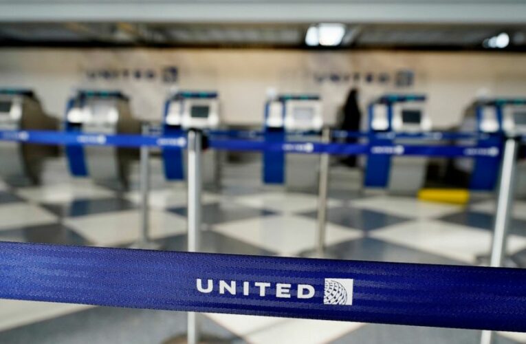 United: Small electric air taxis will zip people to airports