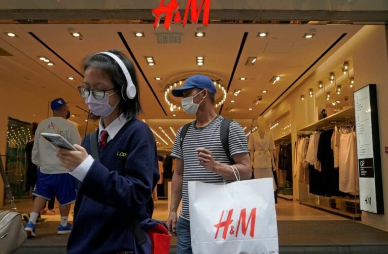 China sanctions US, Canadian officials over Xinjiang