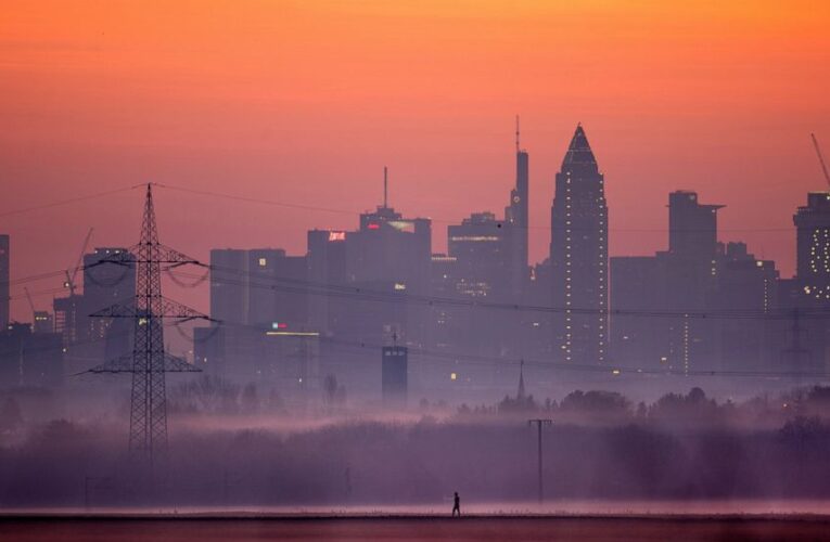 German unemployment still largely steady despite lockdown