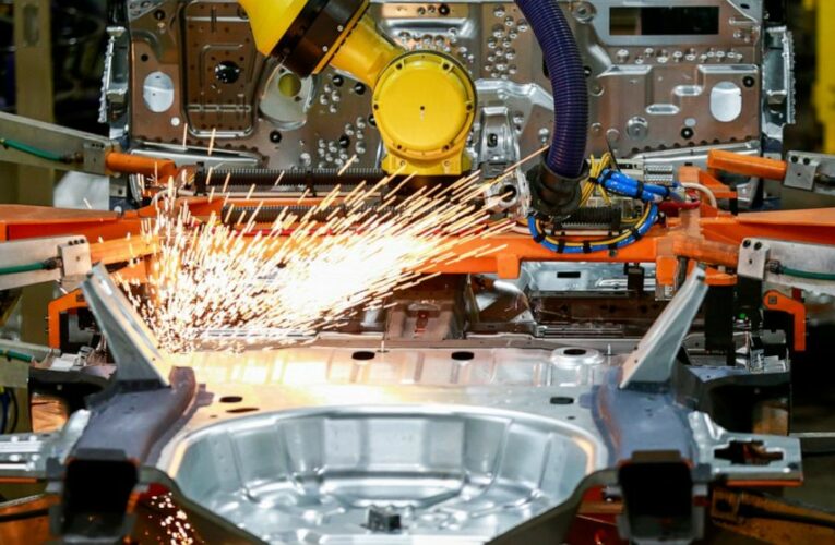 US manufacturing activity jumps to 3-year high in February