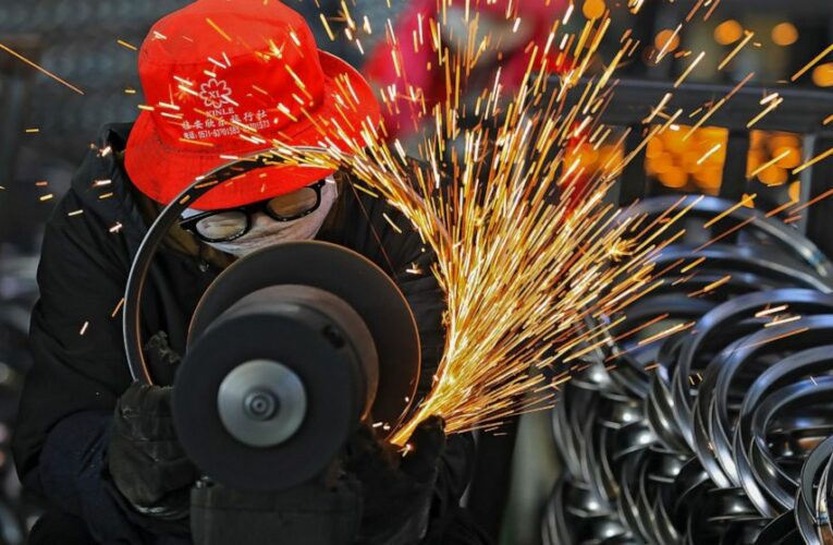 China manufacturing weakens for third month in February