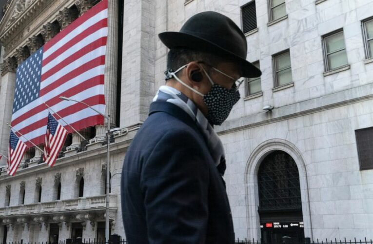 Stocks swerve up and down as economy, yield pressure heat up