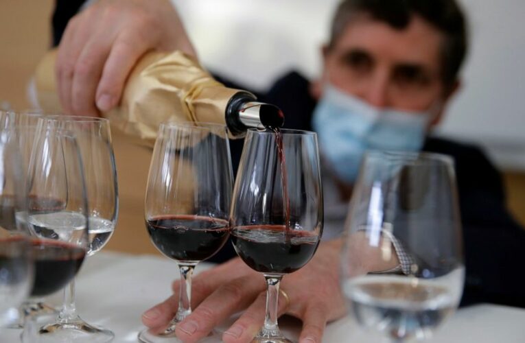 Cosmic mouthful: Tasters savor fine wine that orbited Earth
