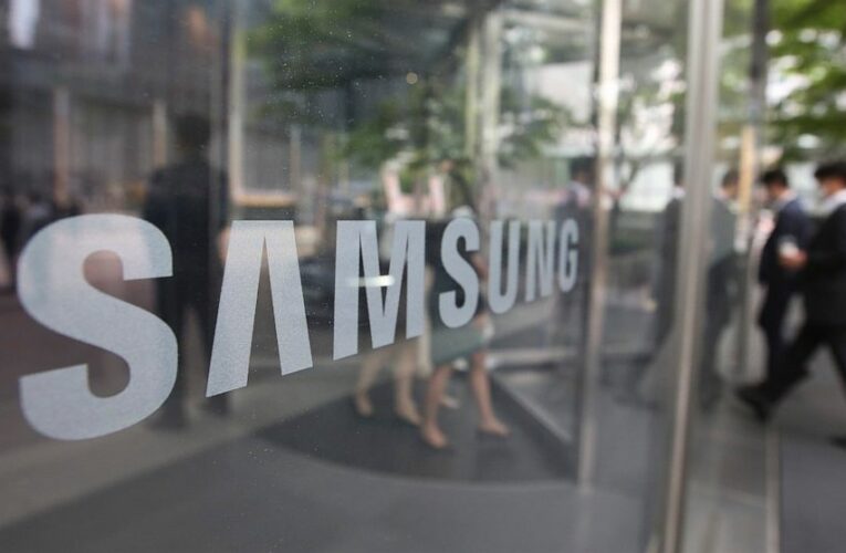 Samsung reports profit jump on smartphone, TV sales