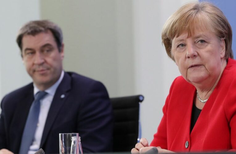Merkel backs ‘short, uniform lockdown’ across Germany