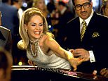 Don’t bet on beginners’ luck: Buffett warns amateurs off hot shares