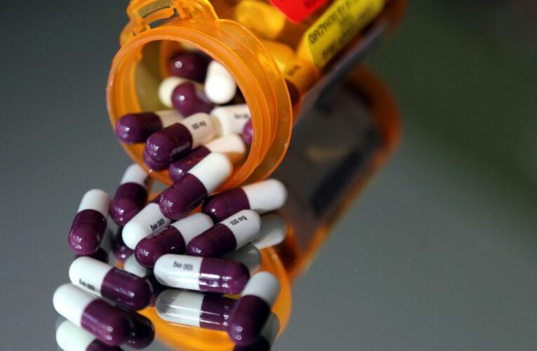 Democrats seek narrow path to rein in cost of medicines