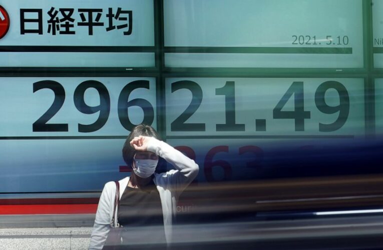 Asian shares rise on US rally, jobs data signaling low rates