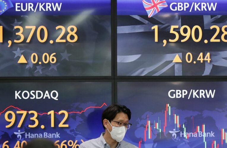 Stocks fall in afternoon trading on Wall Street as tech lags