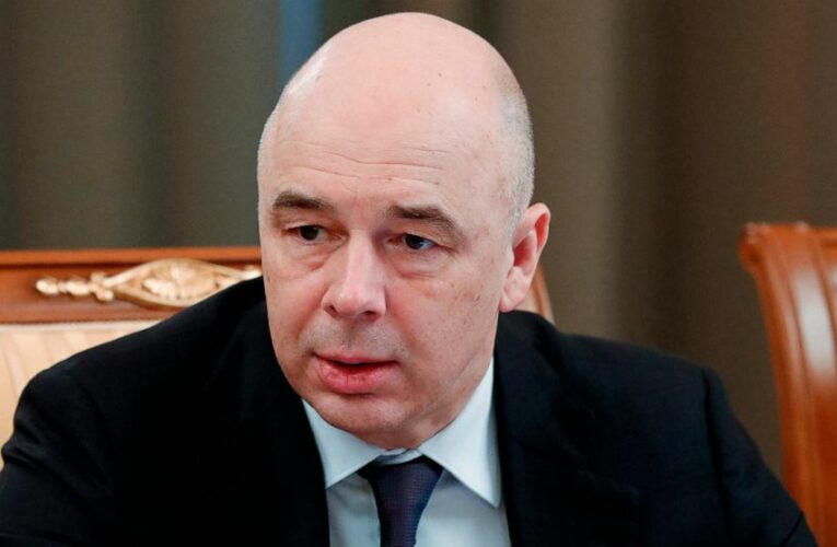 Major Russian fund to ditch dollar, buy euros, yuan, gold