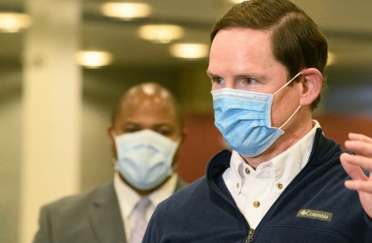 Dallas County judge asks for temporary restraining order against governor’s mask mandate ban