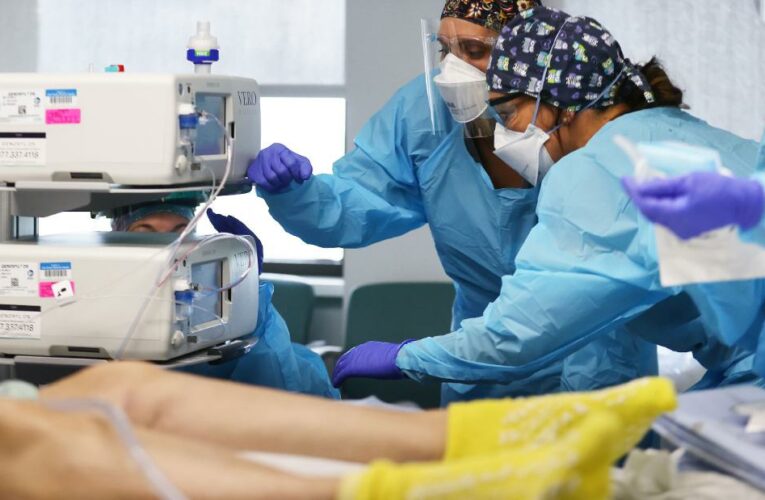 US could soon top 200,000 new coronavirus cases per day, NIH director warns