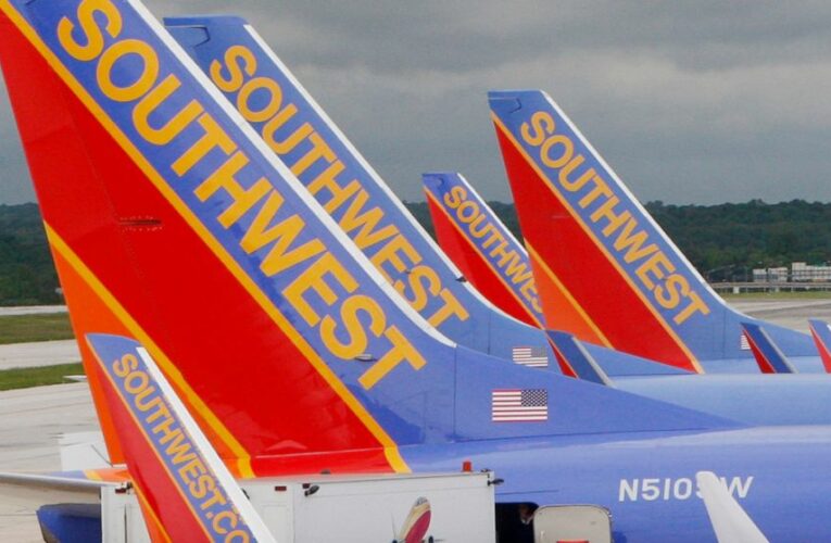 Southwest trims schedule in effort to solve flight problems