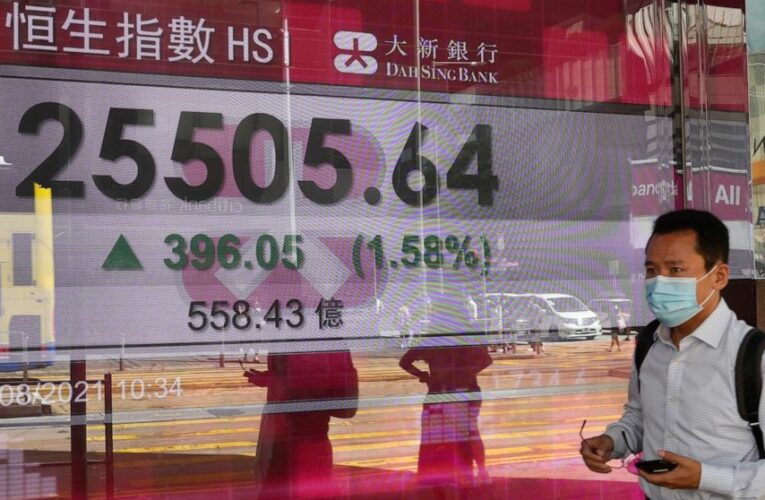 Stocks move higher on Wall Street, hovering near records