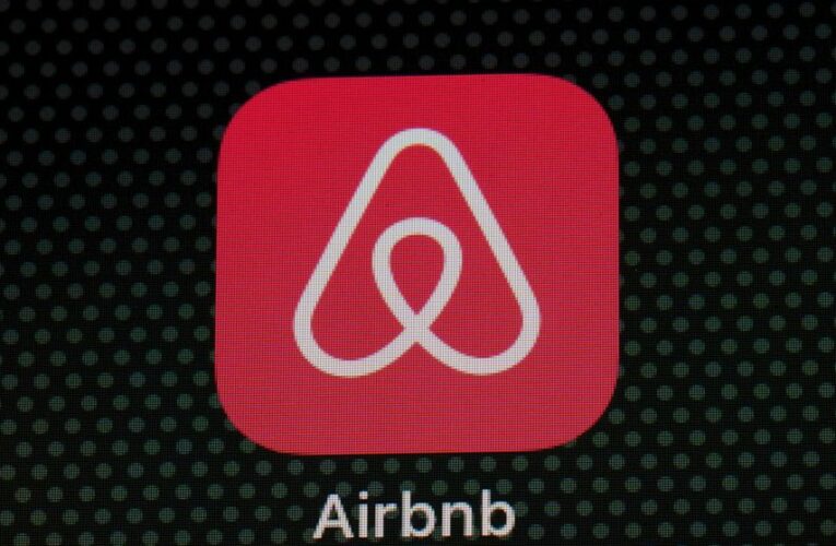 Airbnb cuts 2Q loss to $68 million, COVID clouds forecast