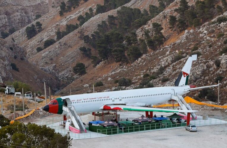 Palestinian twins open cafe in converted jet in West Bank