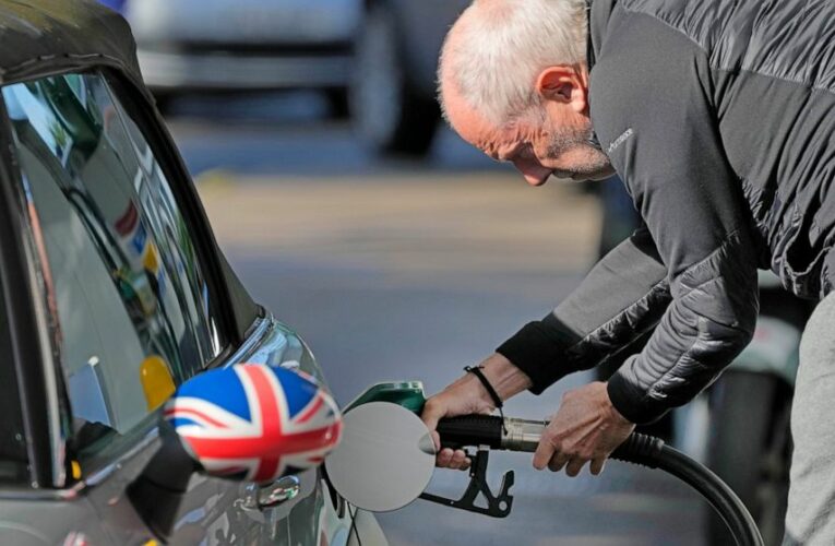 UK: Soldiers to start driving fuel tankers in coming days