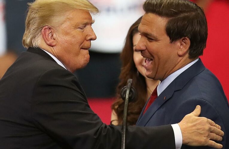 Opinion: The problem with Ron DeSantis’ mini-Trump pose