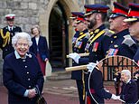 Queen pays tribute to Royal Regiment of Canadian Artillery with maple leaf brooch