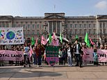 Chris Packham leads school strikers to Buckingham Palace to call on royals to rewild their estates