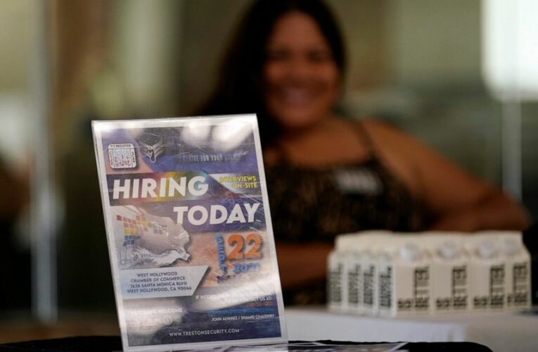 US jobless claims fall to 326,000, first drop in four weeks