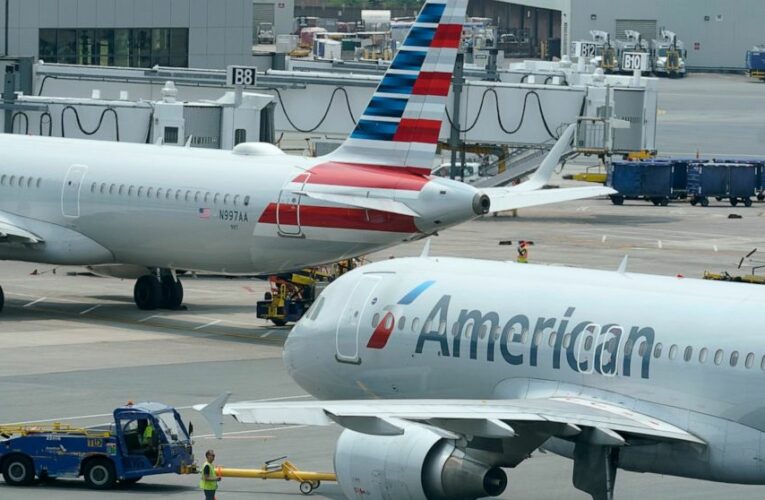 American, Southwest post Q3 profits with help from taxpayers