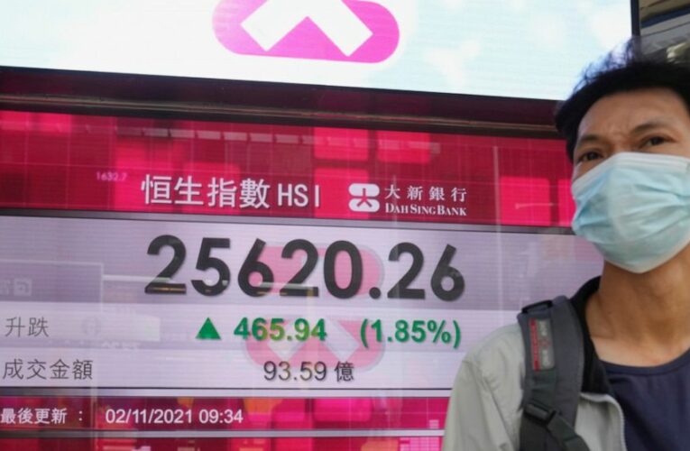 Stocks turn mixed on Wall Street ahead of Fed, jobs news