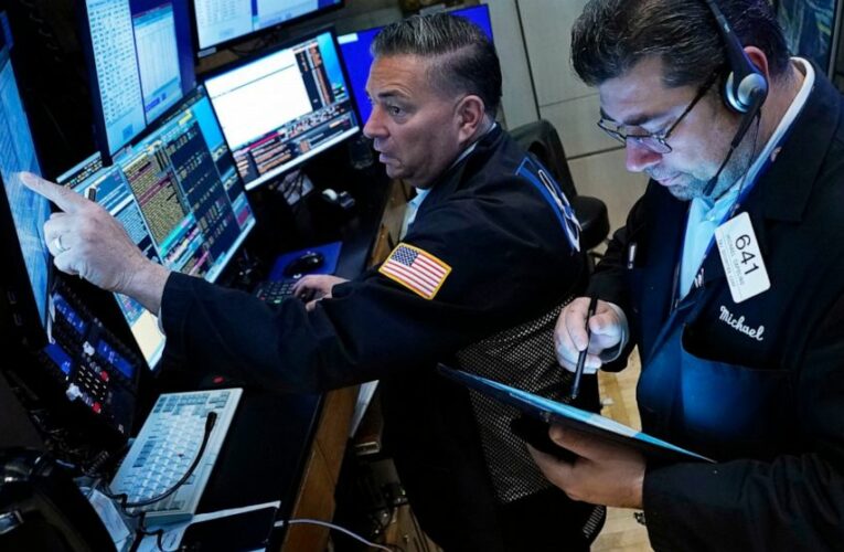 Asian shares mixed as investors await central bank moves