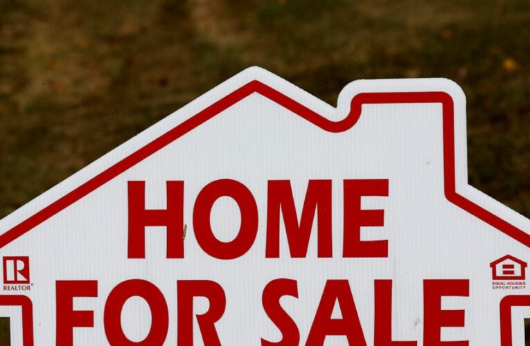 Zillow to stop home-flipping amid pricing ‘unpredictability’