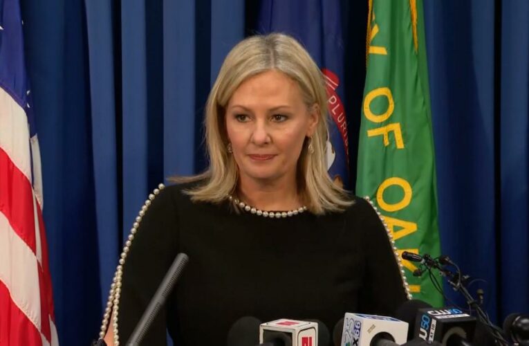 Hear texts sent by suspect’s mom days prior to the shooting