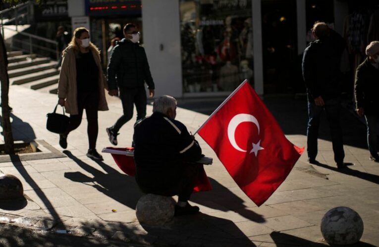 EXPLAINER: Turkey’s currency is crashing. What’s the impact?