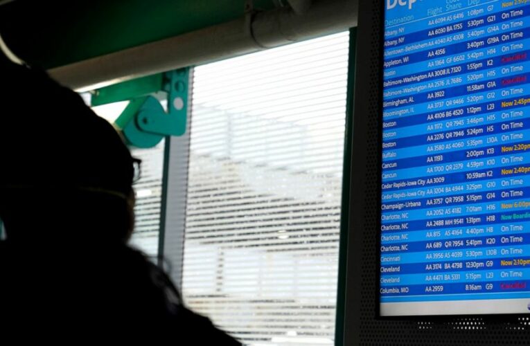 Widespread flight cancellations continue as omicron spreads