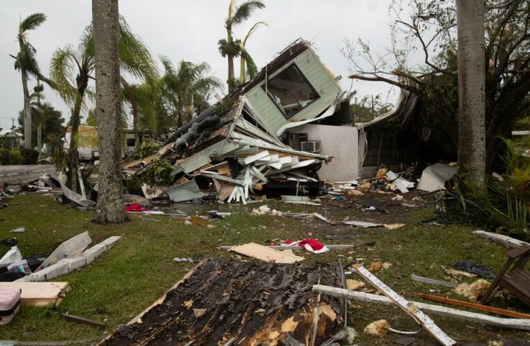 7,000 customers without power in Florida
