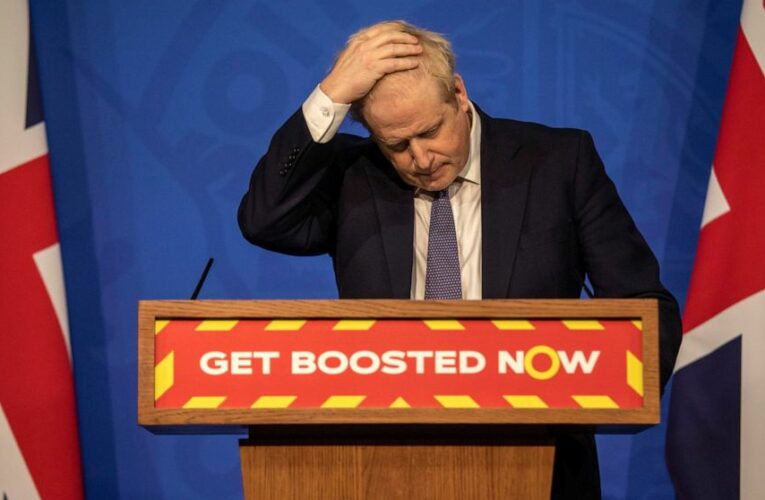 UK authorities ease COVID testing requirements amid surge